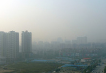 Very heavy air pollution Bao'an Shenzhen China (dcmaster on flickr)