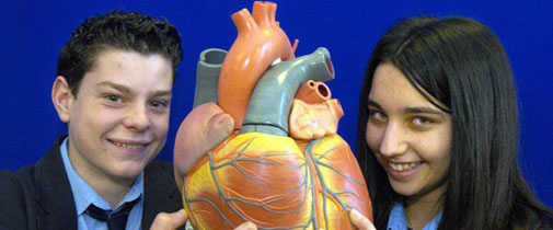 School students studying the heart at the Hull York Medical School-Science Trail 2005