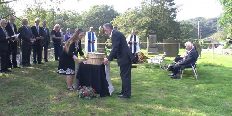Reburial of the skeletons from Fewston