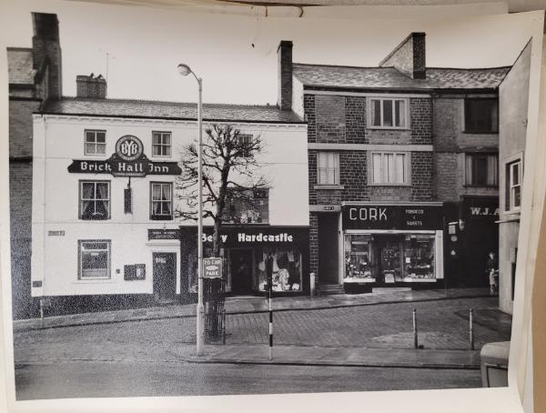 Photograph of part of Skipton High Street in the 1960s (PS/363/1)