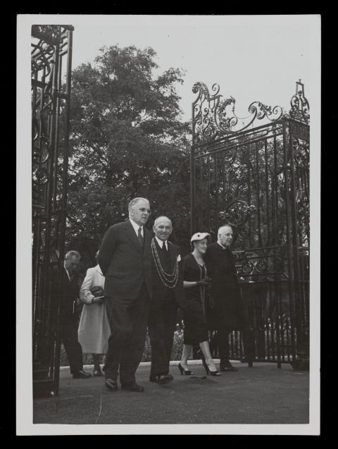 Rowntree & Co Chairman William Wallace at the presentation of the new Memorial Gates to Rowntree Park, York, in 1955, JRF Archive