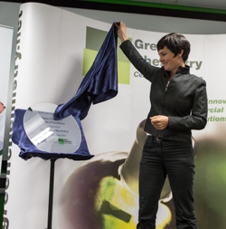 Dame Ellen opens the Green Chemistry Centre of Excellence
