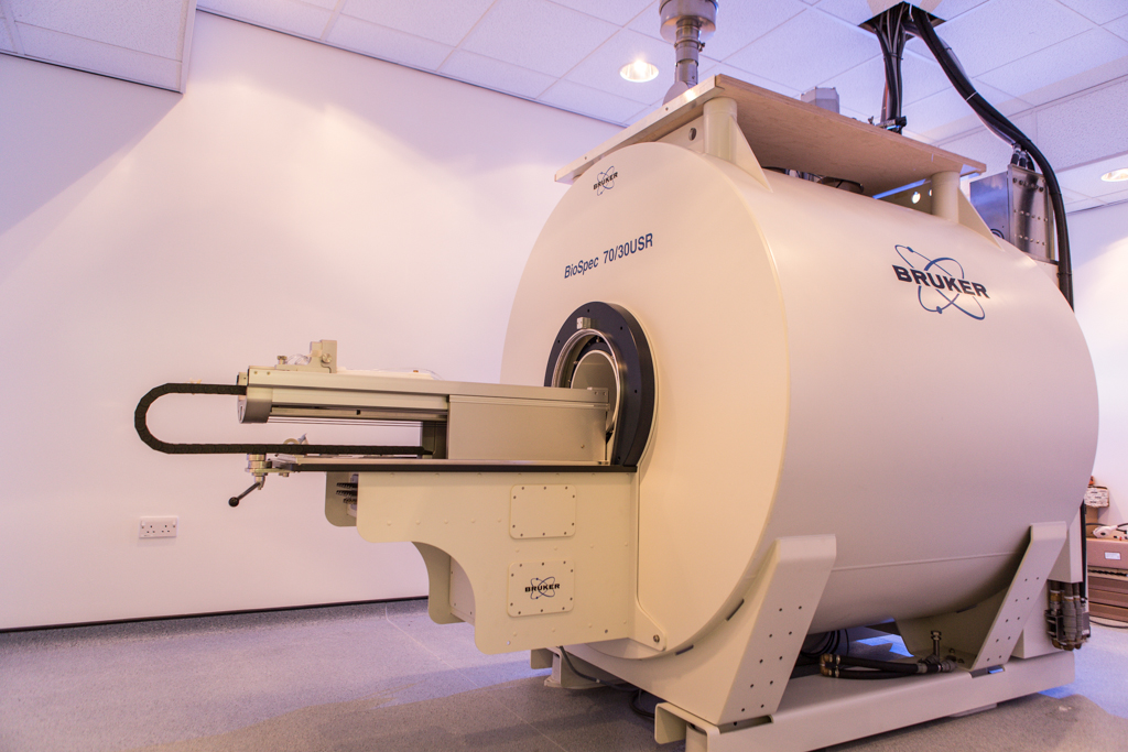 Image: 7 T MRI system capable of performing advanced imaging procedures
