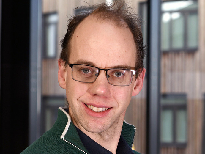 Simon Long Computer Science Short course: Assured Software Engineering and Proof - Department of ...