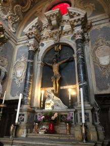 A statue of Jesus on the cross