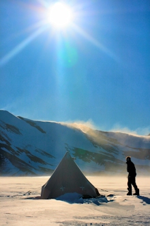 Field accommodation, Patriot Hills, West Antarctica (Credit: Neil Ross/University of Edinburgh).