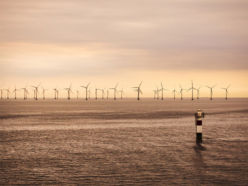 A seaborne windfarm (pic credit: Pixabay)