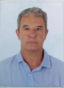A profile photograph of Dr David Medio