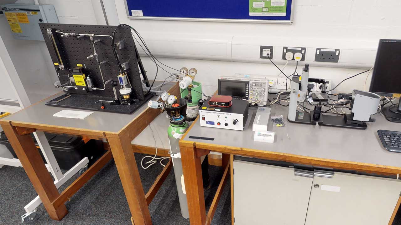 Experiment 5: Material processing with plasmas